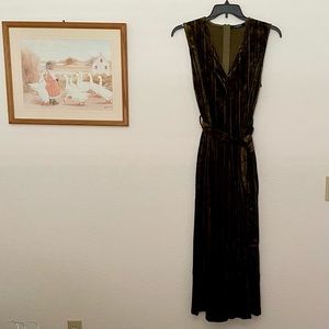 CAARA JUMPSUIT OLIVE GREEN LARGE